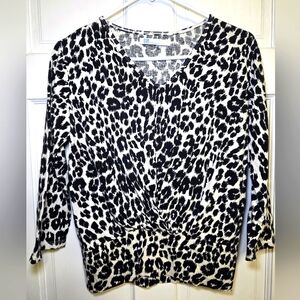 Elsa Bustamante Black & White Front Twist Top- Size Med